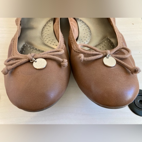 Dexflex Comfort Caramel Ballet Flats - Picture 2 of 9